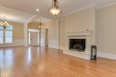 Welcome home to this perfect like brand new dream house where - photo 12