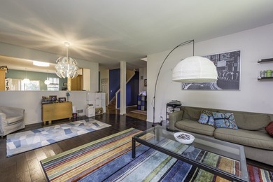 Additional listing photo 2