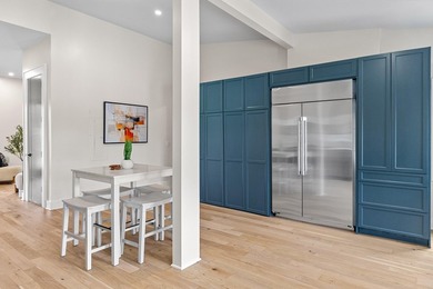 Charming 1920's beach cottage nestled on sought-after Sullivan's - photo 14