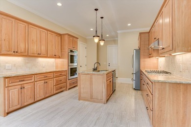 Welcome home to this perfect like brand new dream house where - photo 15