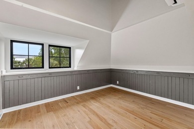Charming 1920's beach cottage nestled on sought-after Sullivan's - photo 30
