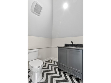 Charming 1920's beach cottage nestled on sought-after Sullivan's - photo 32