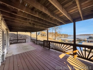 Updated Lake Front Home with Cove protection and Main Channel - photo 34