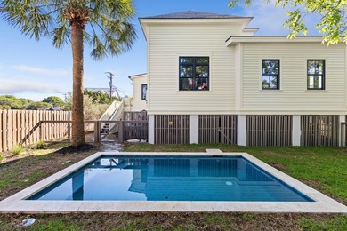 Charming 1920's beach cottage nestled on sought-after Sullivan's - photo 35