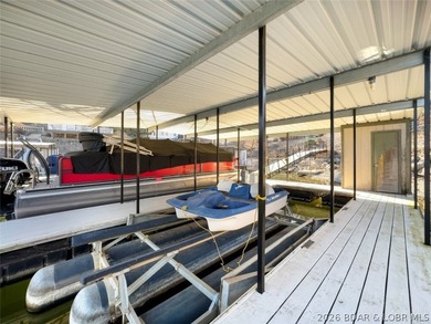 Updated Lake Front Home with Cove protection and Main Channel - photo 37