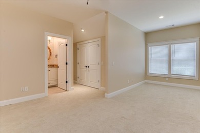 Welcome home to this perfect like brand new dream house where - photo 40