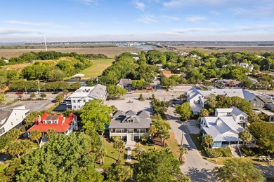 Charming 1920's beach cottage nestled on sought-after Sullivan's - photo 41