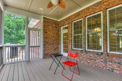 Welcome home to this perfect like brand new dream house where - photo 44