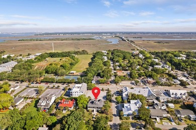 Charming 1920's beach cottage nestled on sought-after Sullivan's - photo 44