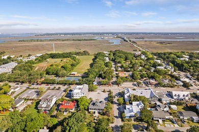 Charming 1920's beach cottage nestled on sought-after Sullivan's - photo 45