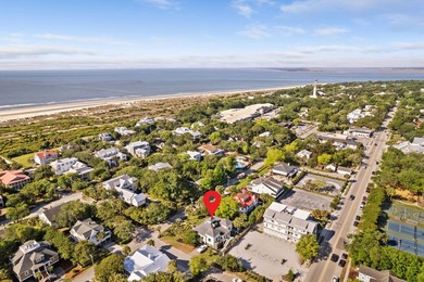 Charming 1920's beach cottage nestled on sought-after Sullivan's - photo 49