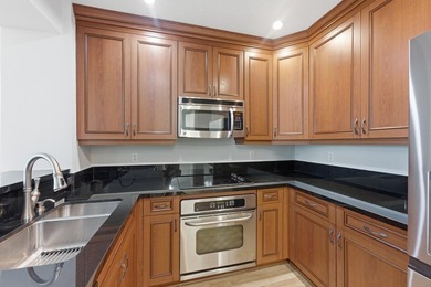 Live in the heart of it all without sacrificing the feel of home - photo 5
