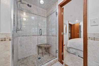 This charming 2-bedroom, 2 full bathroom ranch style house in - photo 18