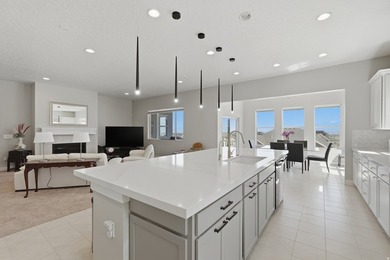 Welcome to this stunning Salem home offering nearly 5,200 sq. ft - photo 18