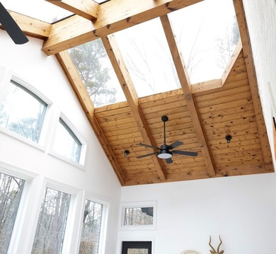 Discover this completely remodeled 5-bedroom, 4.5-bath home that - photo 29