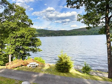 This charming 2-bedroom, 2 full bathroom ranch style house in - photo 32