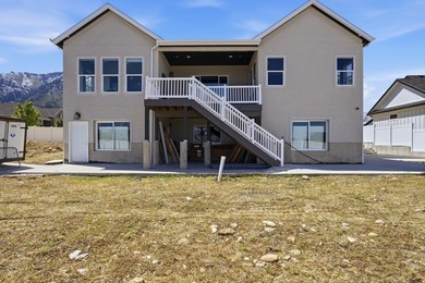 Welcome to this stunning Salem home offering nearly 5,200 sq. ft - photo 36