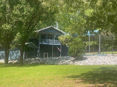 Lake Barkley Home For Sale in Eddyville Kentucky