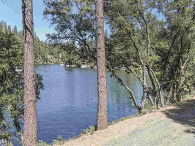 Lake Lot For Sale in Groveland, California