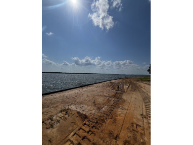 Lake Home For Sale in Jewett, Texas
