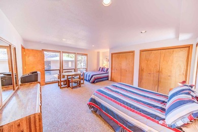 Welcome to 15 White Elm, this home has been with the same family - photo 11