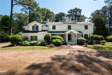 This exceptional all brick residence overlooks the plush 4th - photo 1