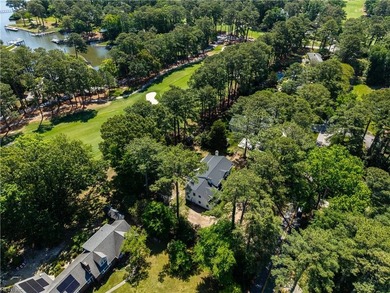 This exceptional all brick residence overlooks the plush 4th - photo 2