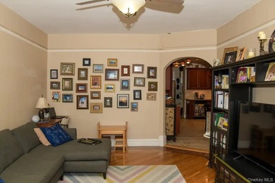 UNRIVALED LAYOUT & SUPERIOR SCALE : UNIQUE ZONED FOR P.S. 101Q ! - photo 18