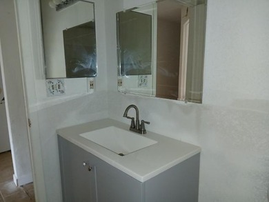 Located in a nicely maintained neighborhood. This condo - photo 8