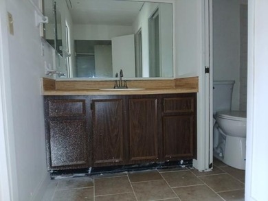 Located in a nicely maintained neighborhood. This condo - photo 9