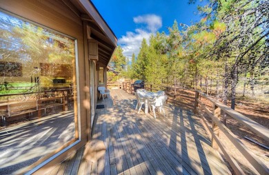 Welcome to 15 White Elm, this home has been with the same family - photo 25