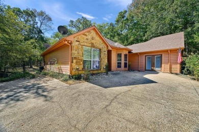 Lake Home For Sale in Pottsboro, Texas