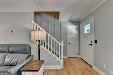 Your private lakeside retreat awaits. Set on spacious acreage in - photo 9