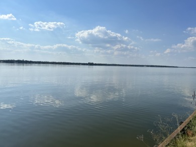 Main Lake Home On Two Waterfront Lots - photo 8