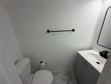 Virtually Staged. SELLER IS OFFERING $3,600 TOWARDS CLOSING - photo 13
