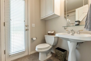 LOCATION & ACREAGE in desirable BRIDLEWOOD FARMS in the popular - photo 13