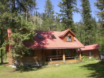 Deep Lake Home For Sale in Colville Washington