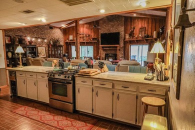 Green Acres - Exclusive Waterfront Property on Toledo Bend A - photo 4