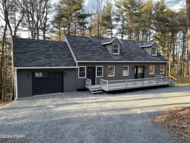 Lake Home For Sale in Paupack, Pennsylvania