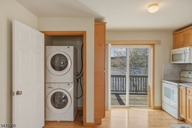 LAKE FRONT! Water views from almost every room! Welcome to 14 E - photo 13