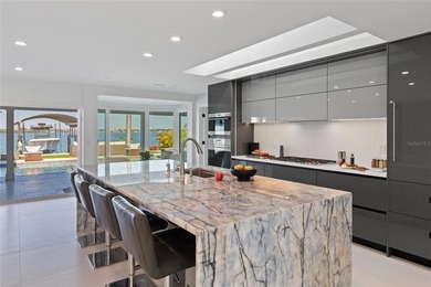 Welcome to Wow, welcome to 631 Harbor Island! This - photo 13