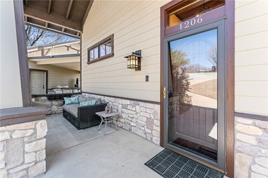 Stunning home designed for comfort and exceptional entertaining - photo 3
