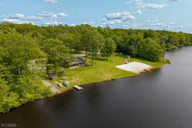 LAKE FRONT! Water views from almost every room! Welcome to 14 E - photo 24