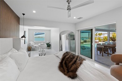 Welcome to Wow, welcome to 631 Harbor Island! This - photo 26