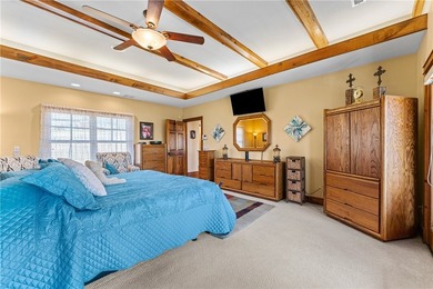 Stunning home designed for comfort and exceptional entertaining - photo 8