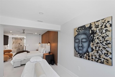 Welcome to Wow, welcome to 631 Harbor Island! This - photo 28
