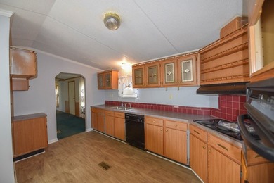Enjoy peaceful country living just minutes from beautiful Lake - photo 10