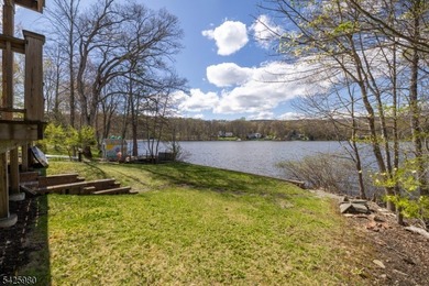 LAKE FRONT! Water views from almost every room! Welcome to 14 E - photo 31