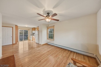 LAKE FRONT! Water views from almost every room! Welcome to 14 E - photo 35