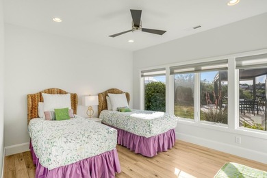 Resort-style living above the Southgate Golf Course. This fully - photo 40